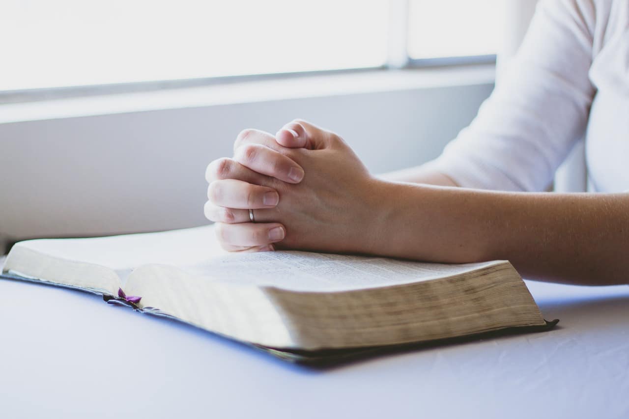 A Warm Welcome prayer, bible, christian-1308663.jpg